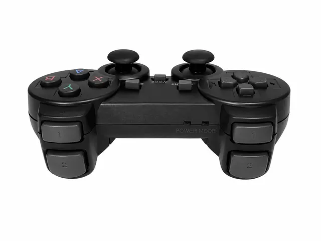 Игровая приставка для телевизора Bergs M8 64 ГБ с двумя геймпадами · 3